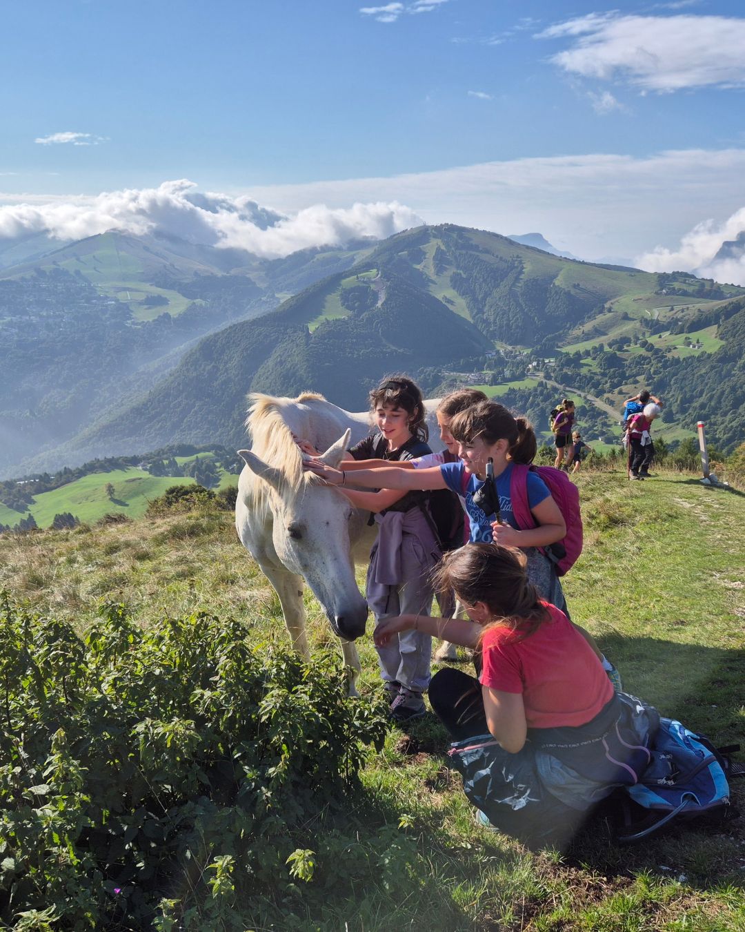 Escursionismo giovanile su monte Altissimo organizzata da SAT Ledrense